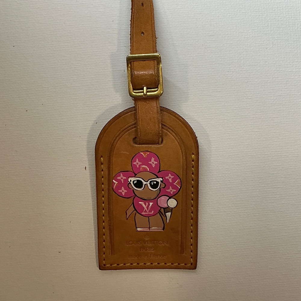Louis Vuitton Leather Tag with hand painted Summertime Vivienne